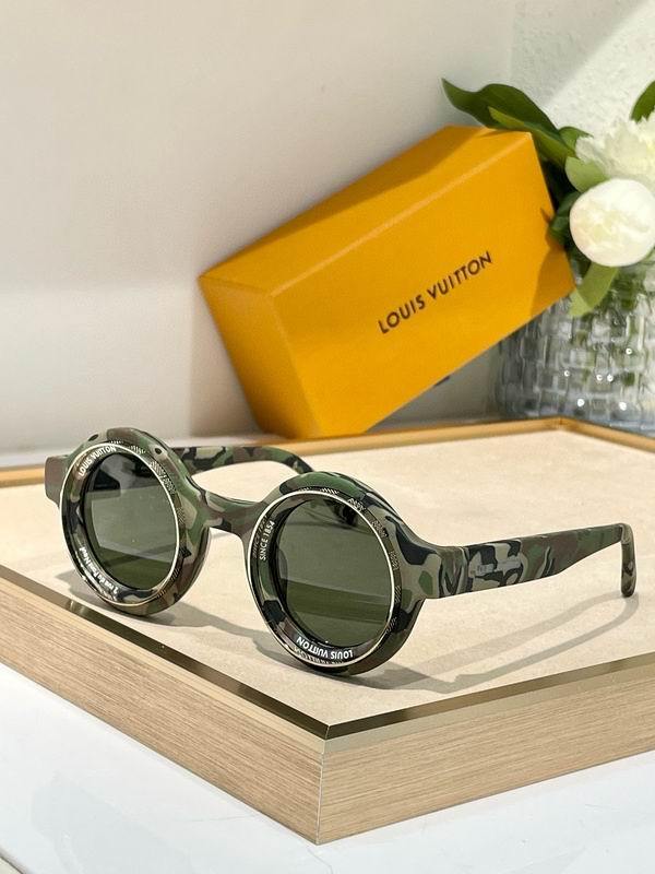 LV Sunglasses 811